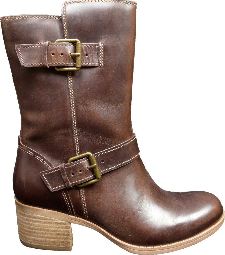 clarks oasis boots