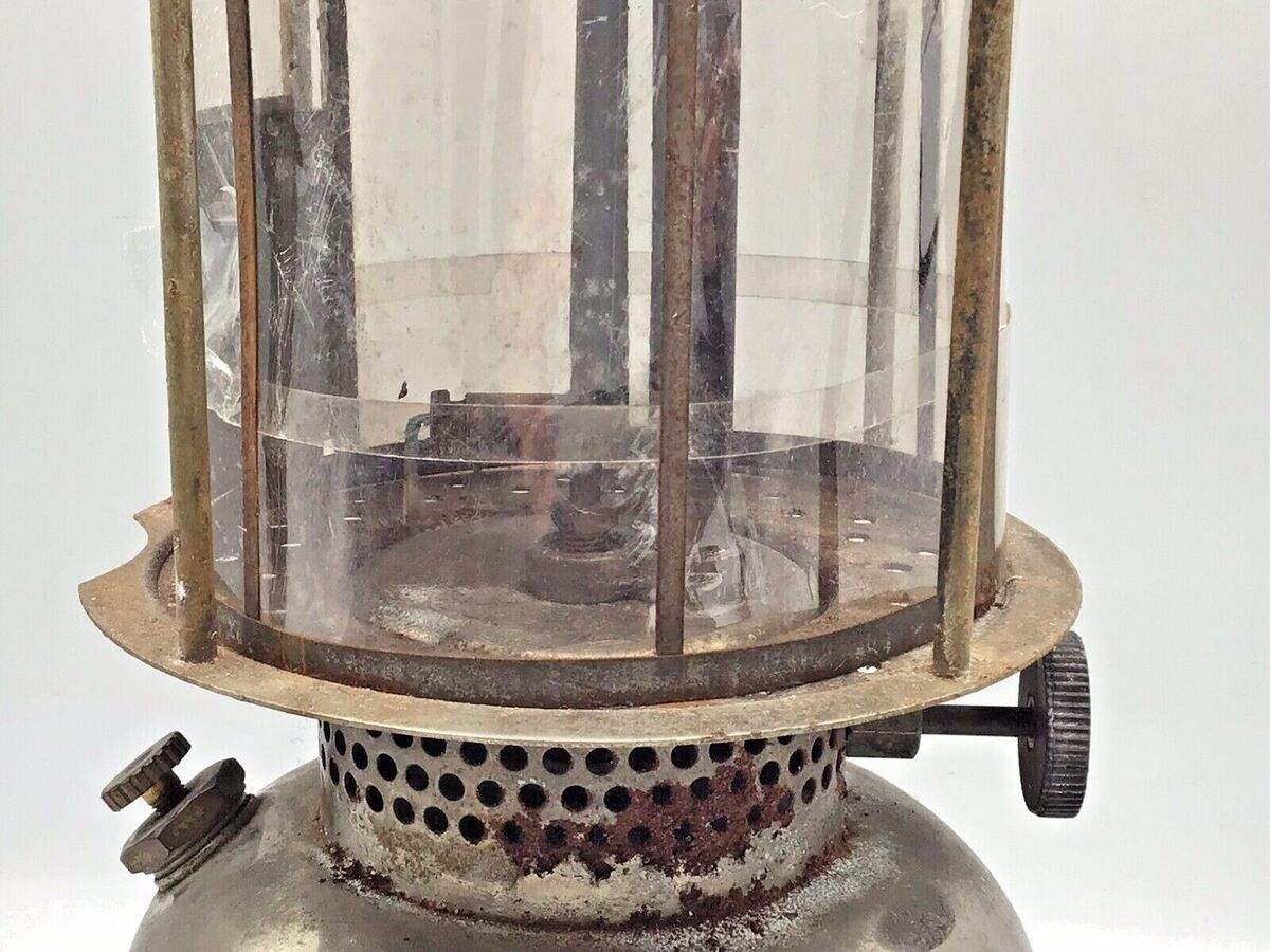 Dec 1925 Coleman Quick Light Model 327 Lantern - Mica shade Dec 1925 Coleman Quick Light Model 327 Lantern - Mica shade