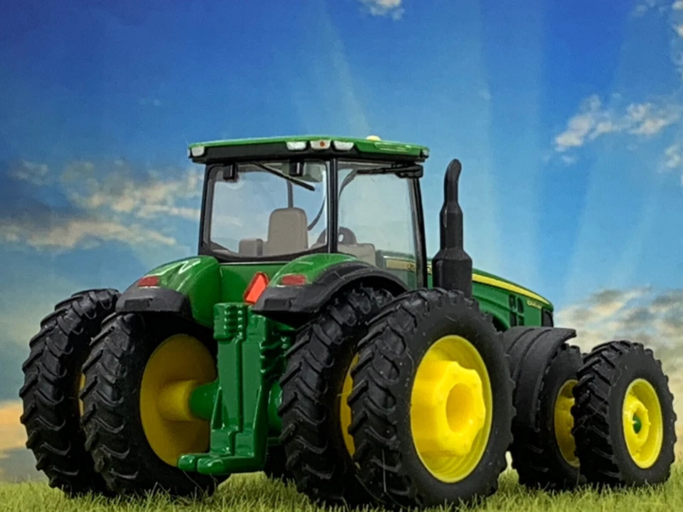 TRACTOR ERTL JOHN DEERE 8320R 1/64 CON DOBLE ESTRECHO F/R Foto 2 de 4