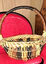 Vintage WOVEN Oak Splint EGG GATHERING BUTTOCKS BASKET Primative Style 