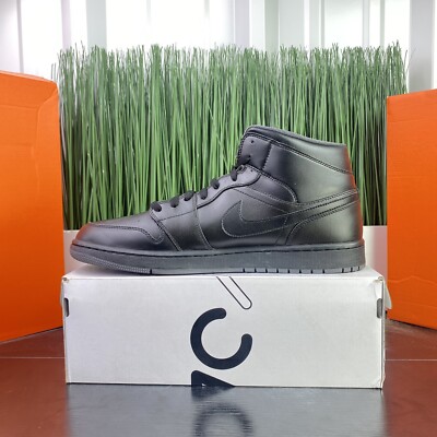 RARE Nike Air Jordan 1 Mid “Triple Black” Mens Shoes 554724  display picture 3