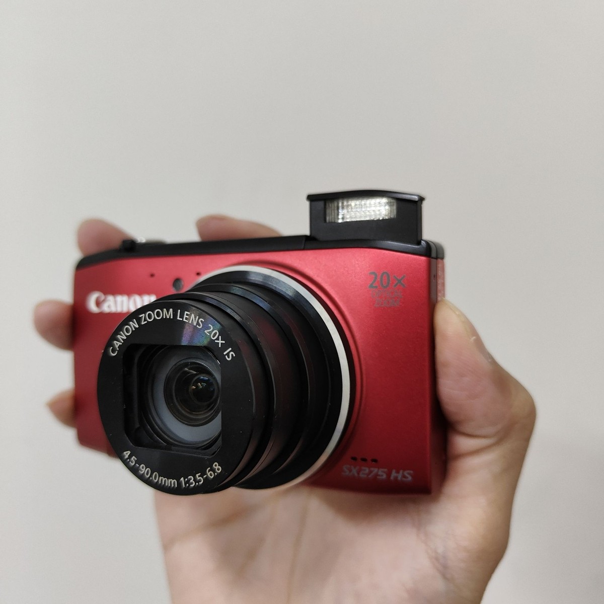 Canon PowerShot SX275HS 12.1 MP Res Digital Camera 5x Zoom - 100