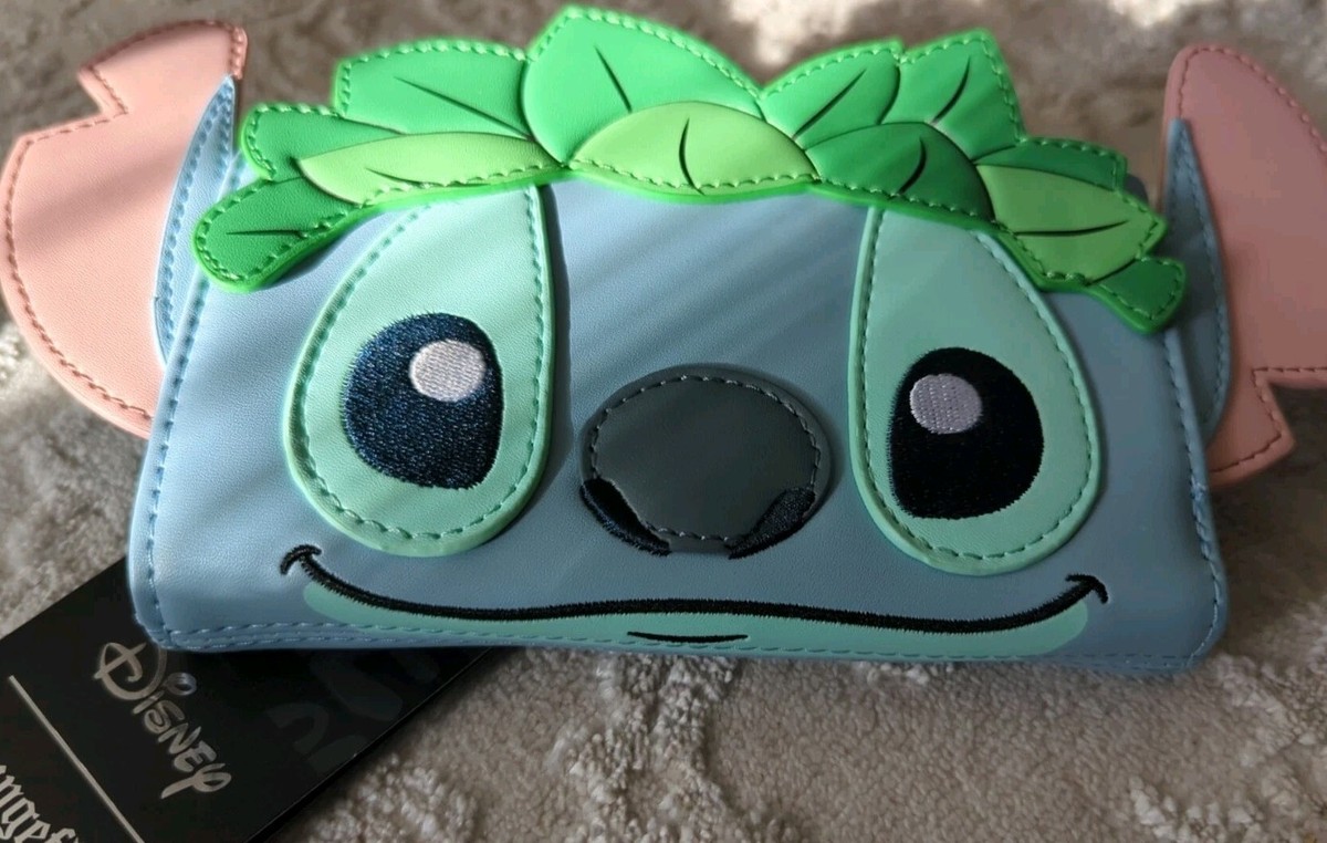 Disney Loungefly Bifold Wallet (LUAU STITCH) New with Tags | eBay