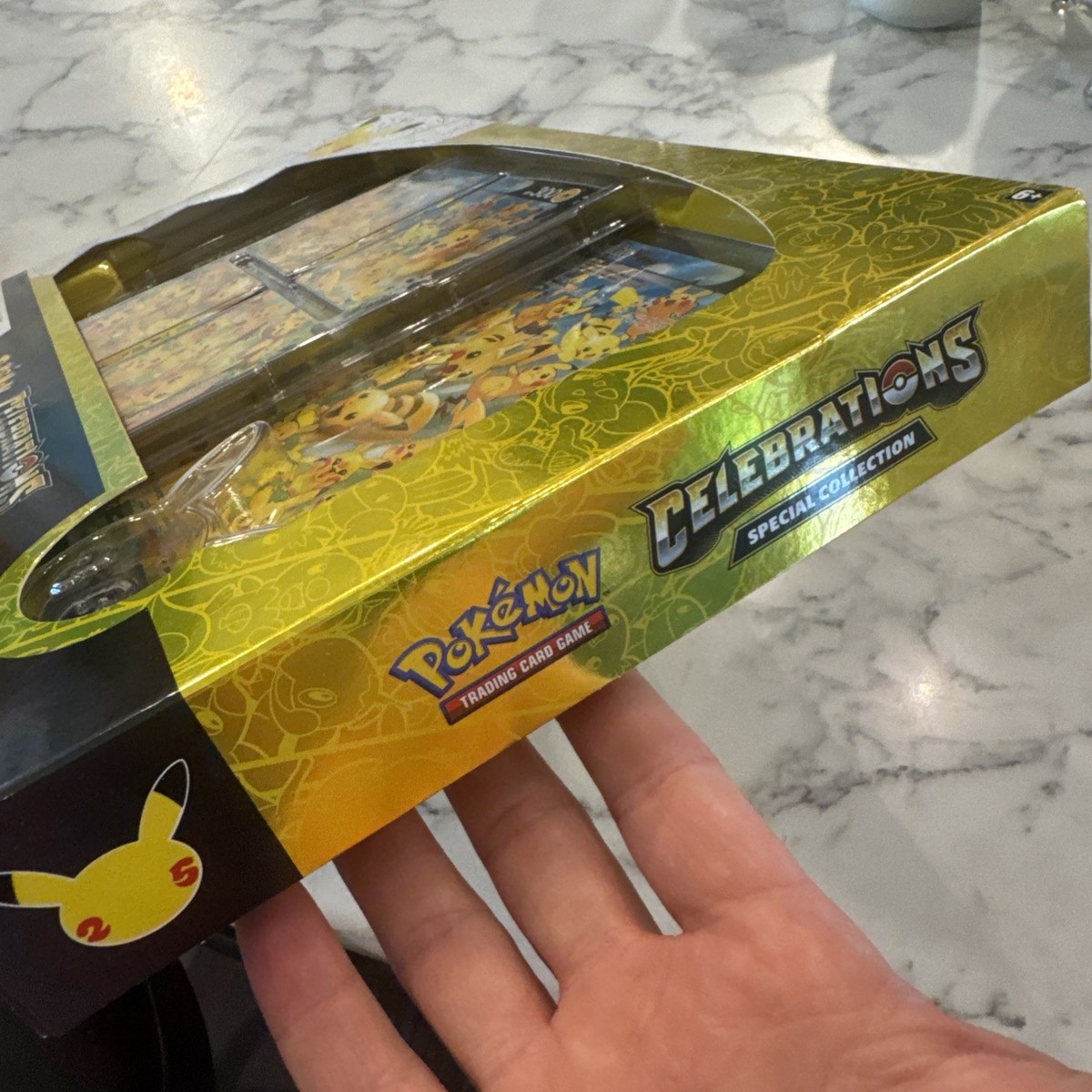 Pokémon TCG: Celebrations Special Collection Box [Pikachu V