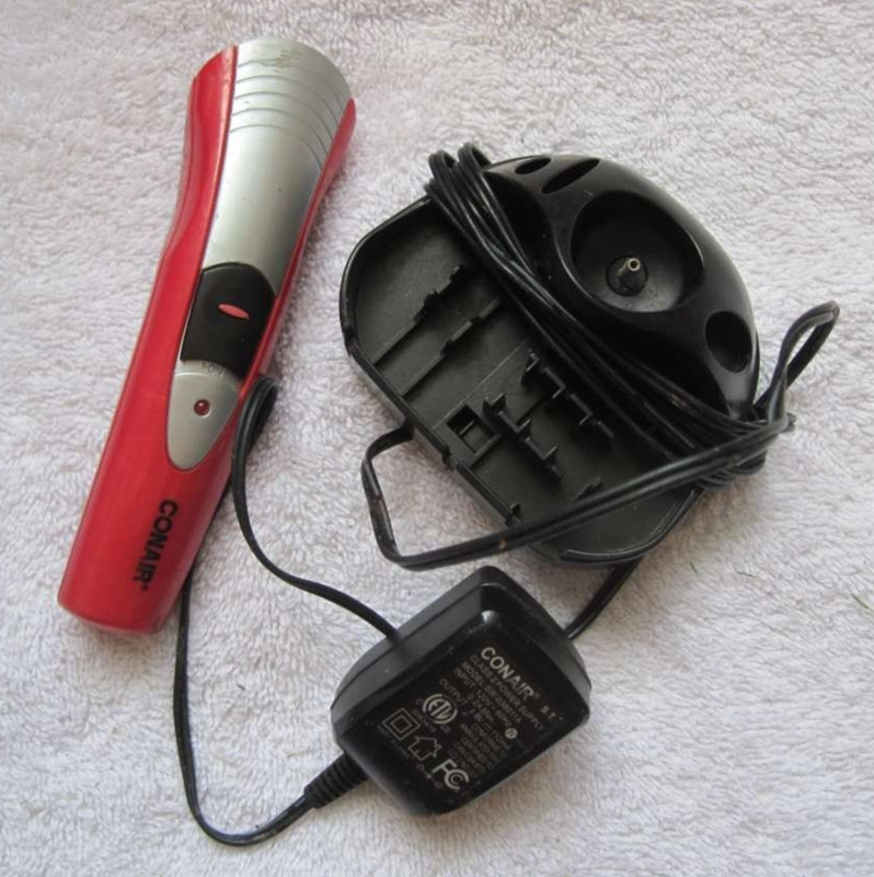 Conair Trimmer GMT187CGBV Charging Stand Adapter For Parts Not Working Preowned