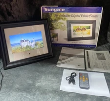 Sungale Hi-Definition 8.5" Digital Photo Frame Model CD803 Digital LCD TESTED ✅