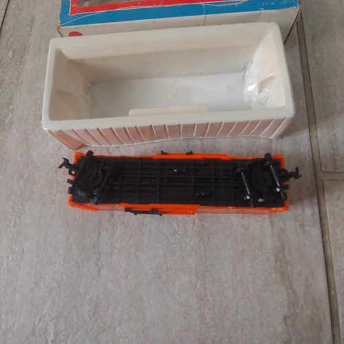 HO Scale 40 Maine Central The Pine Tree Route Freight Train - Picture 2 of 5