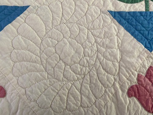 Edredón Tulipán Rosa Verde Azul Crema De Colección Cosido y Acolchado a Mano 67" x 86" Excelente - Imagen 4 de 6