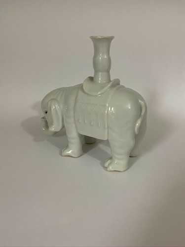 Chinese Blanc-De-Chine Caparisoned Elephant With Candle Holder, 18/19th Century - Picture 2 of 9