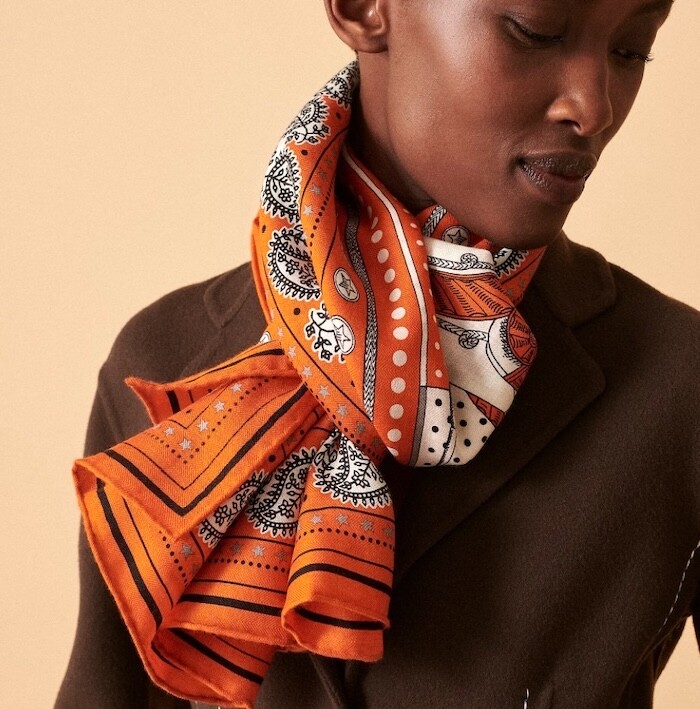 HERMES スカーフazvlejos HERMES エルメス カレ90 スカーフ AZVLEJOS アズレージョ ブルー