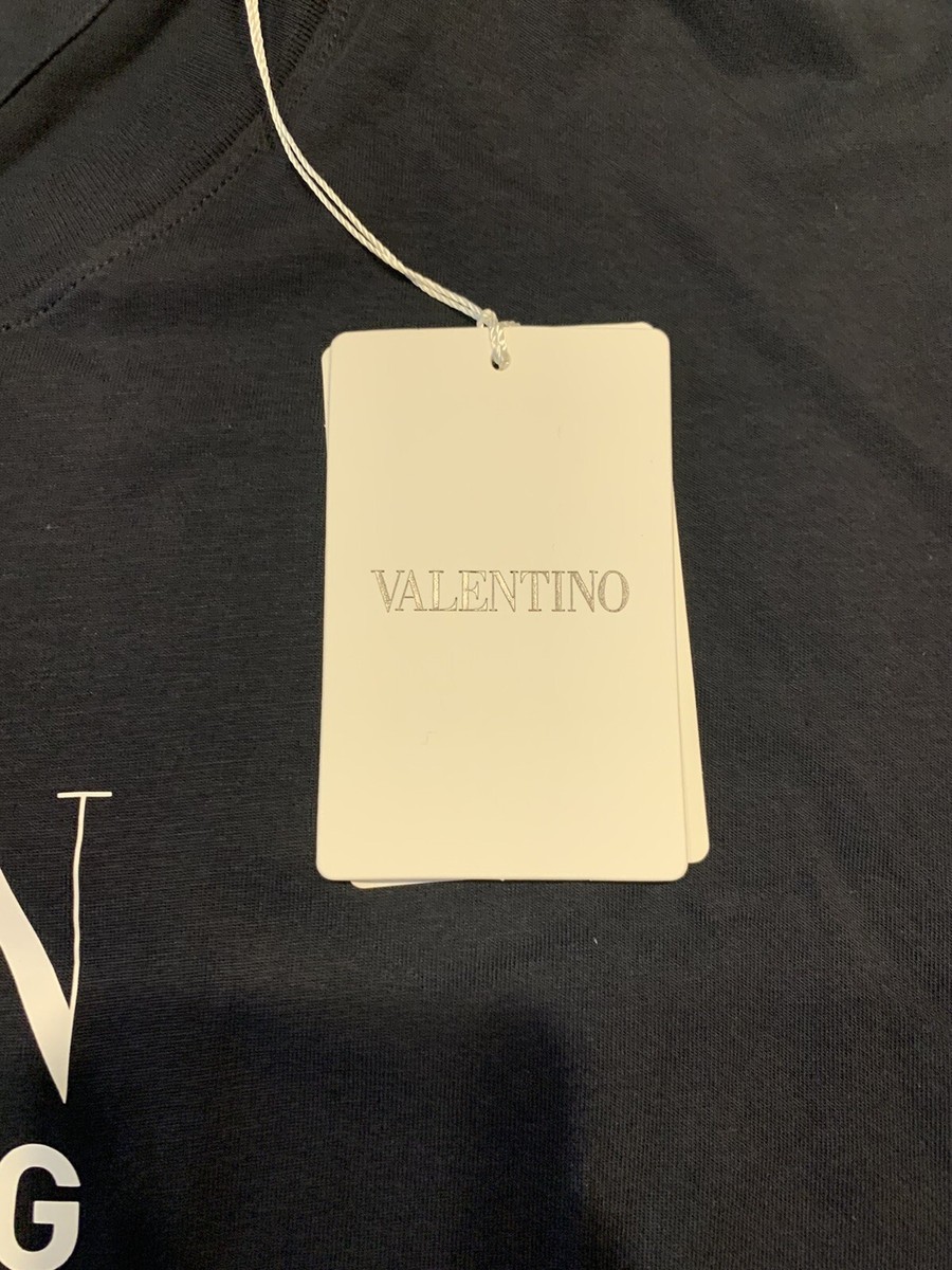 Valentino Garavani WS0LK0KHU098 関税送料込 New Auth Valentino Garavani Men VLTN Hong Kong Logo T-shirt