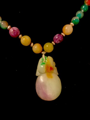 Vintage Jade Ru Yi Pendant With Matching Jade Bead Necklace Dezigns By Zetroc - Picture 3 of 10