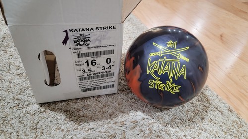 Radical Katana Strike Bowling Ball 1st Quality | 16 Pounds | 3-4" Pin | 3.5oz TW - 第 1/12 張圖片