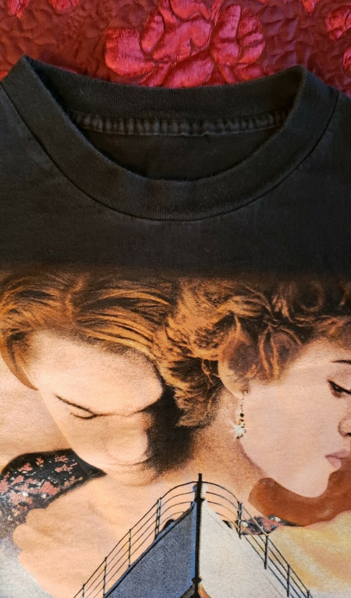 Vintage Original Titanic movie poster shirt from the 90's Vintage Original Titanic movie poster shirt from the 90's