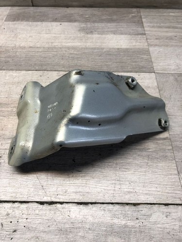 Volkswagen Golf Plus 2012 Halterung Kotflügel 5M0821136 TNR23359