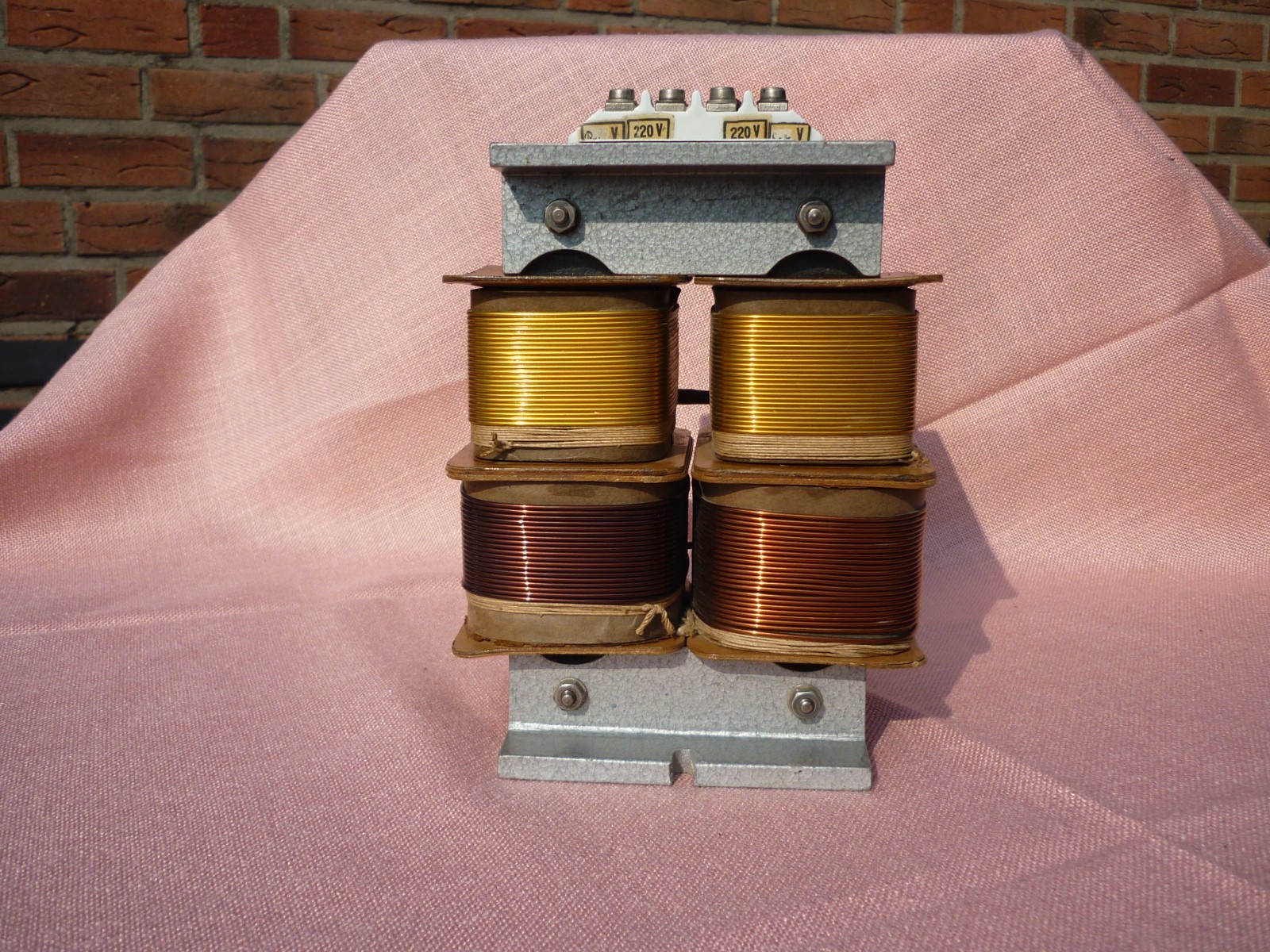 Trenntrafo 220V 500W