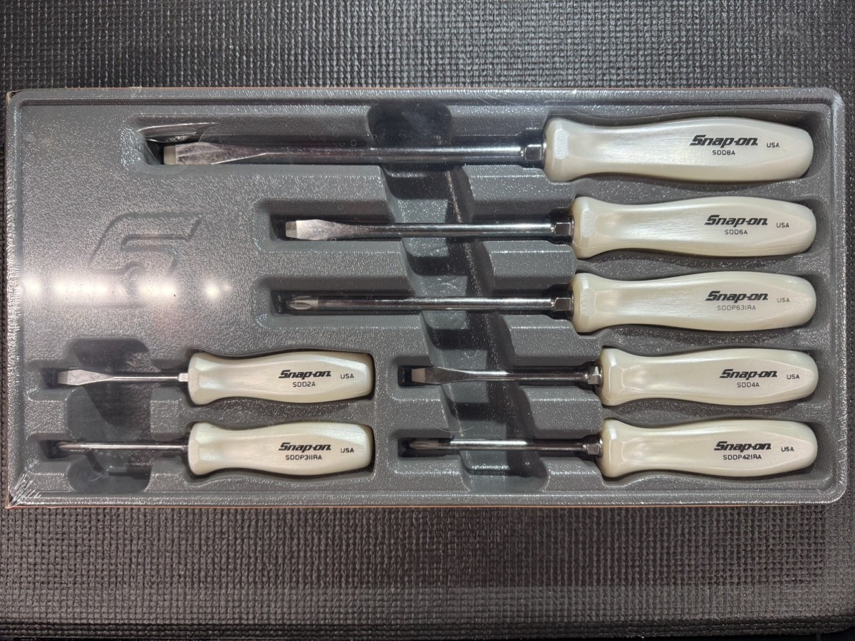 BRAND NEW* Snap-On Pearl white Hard Handle Screwdriver Set 7 piece