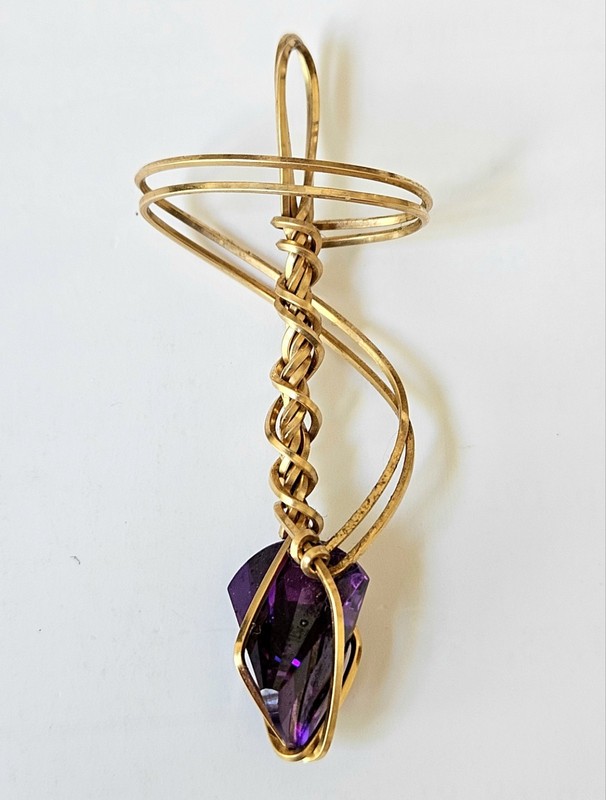 Natural Amethyst Pendant  Gold Tone Vintage Beautiful 