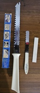 VTG QUIKUT Knife S/S Blade Bakelite Handle + Sm Promo Knife in Original Sheathes