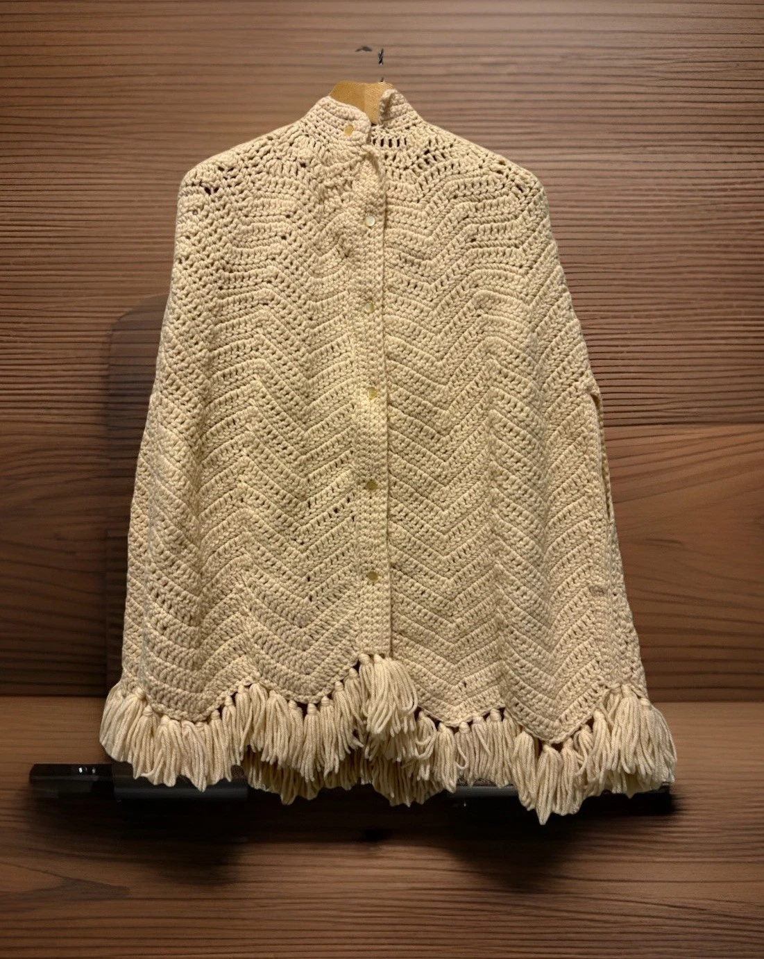 Vintage 70s Handmade Crocheted Poncho Womens OS Ivory Button Front Fringe Boho