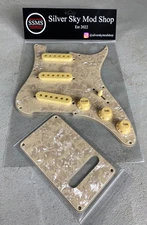 PRS Silver Sky Se Pickguard Vintage cream pearloid & cream parts kit