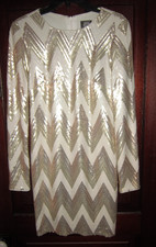 Vince Camuto Sz 4 Mini Dress Short Sequins Fitted Stretch Gold White Long Sleeve