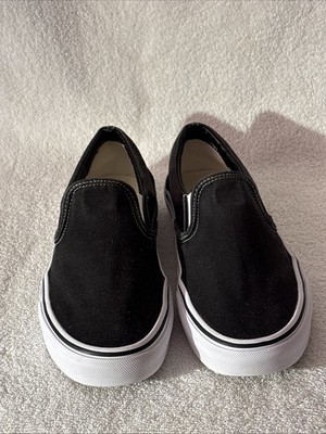 Vans Classic Black/White Slip On Unisex Shoes, M-7/W-8.5,Style#98,GUC.