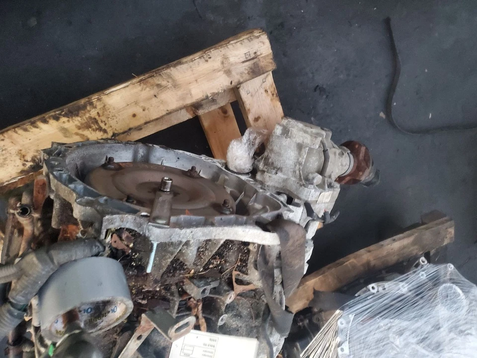 Used Automatic Transmission Assembly fits: 2011 Nissan Rogue AT CVT 4x4 AWD w/o Foto 4 de 4