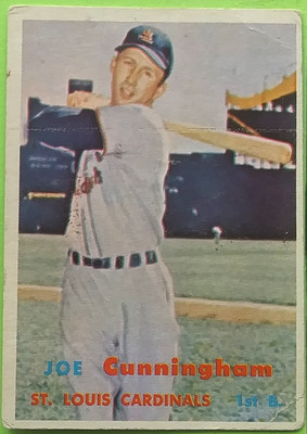 1957 Topps (Short Print) #304 Joe Cunningham Baseball Card (St. Louis Cardinals)