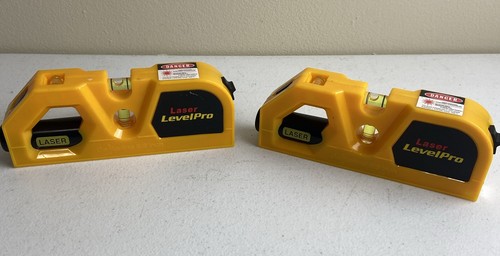 2 Stück Laser Wasserwaage Pro3 mit Maßband Neu ohne Karton. Gelb & Schwarz
