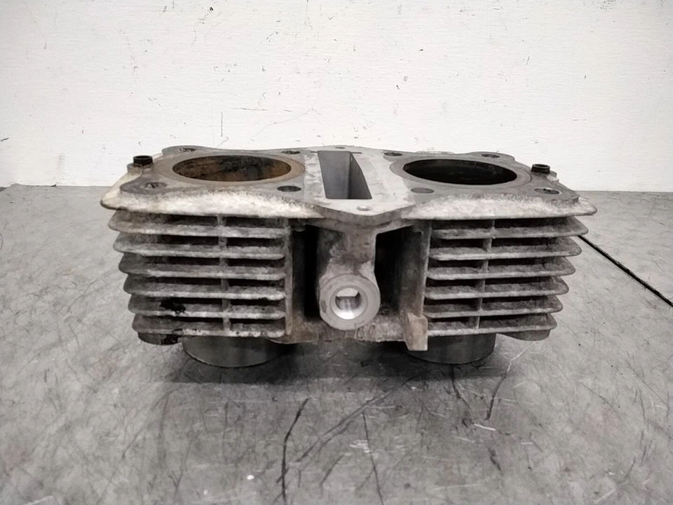 Kawasaki KZ400C 1978 OEM MOTOR PISTÓN CILINDROS BLOQUE JARRA Foto 3 de 4