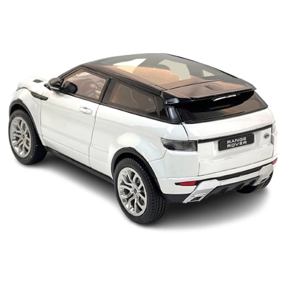 1:18 Scale GT Auto Range Rover Evoque White Diecast Car Model For Friends - Image 4 of 4