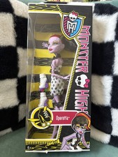 2011 Monster High Doll Ultimate Roller Maze Operetta Mattel Skultimate original 