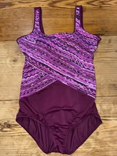 Land’s End Swimsuit 16 L Long Chlorine Resistant Soft Cup Tugless Sporty Magenta
