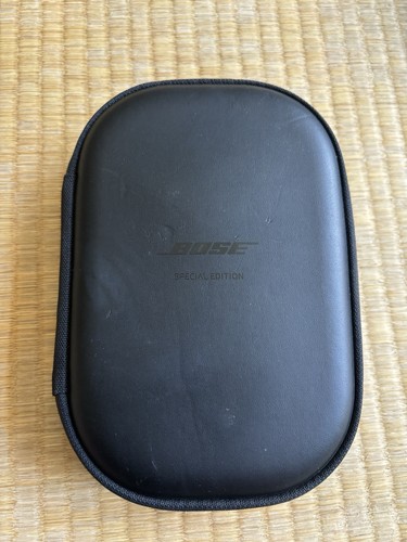 Bose QuietComfort QC25 Special Edition Triple Black Noise Cancelling Headphones