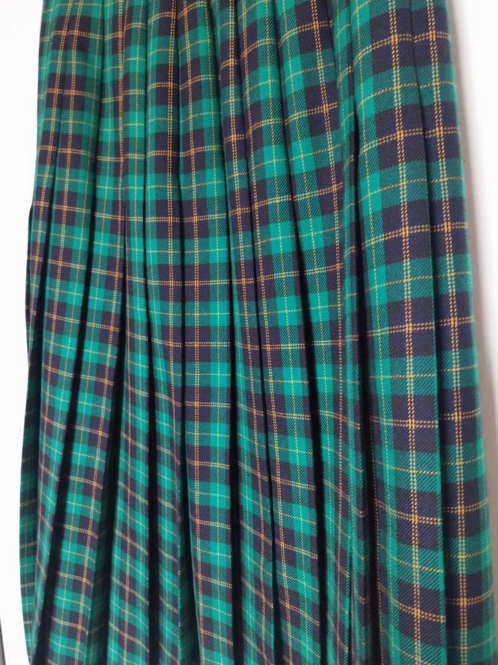 Windsmoor Plaid Pleated Skirt Size 10 Full Lined 100% Wool - Image 3 of 4