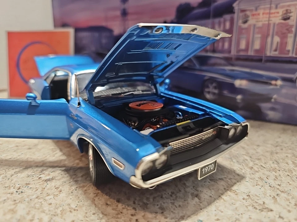 Неполный Ertl Wix 70th Ann 1970 Dodge Hemi Challenger R/T 1:24 литой 👀ЧИТАЙТЕ - Изображение 2 из 4