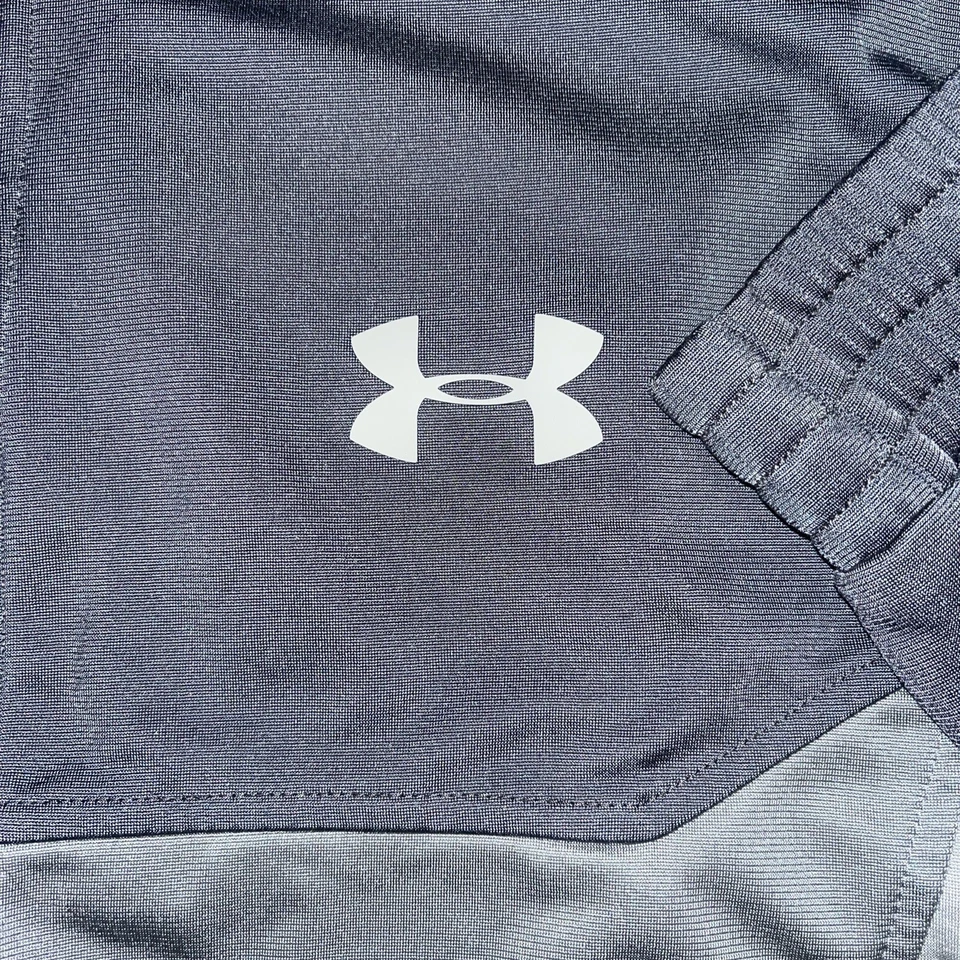 Under Armour Mens  Full Zip  large Running Basketball Jacket loose - Image 2 of 4