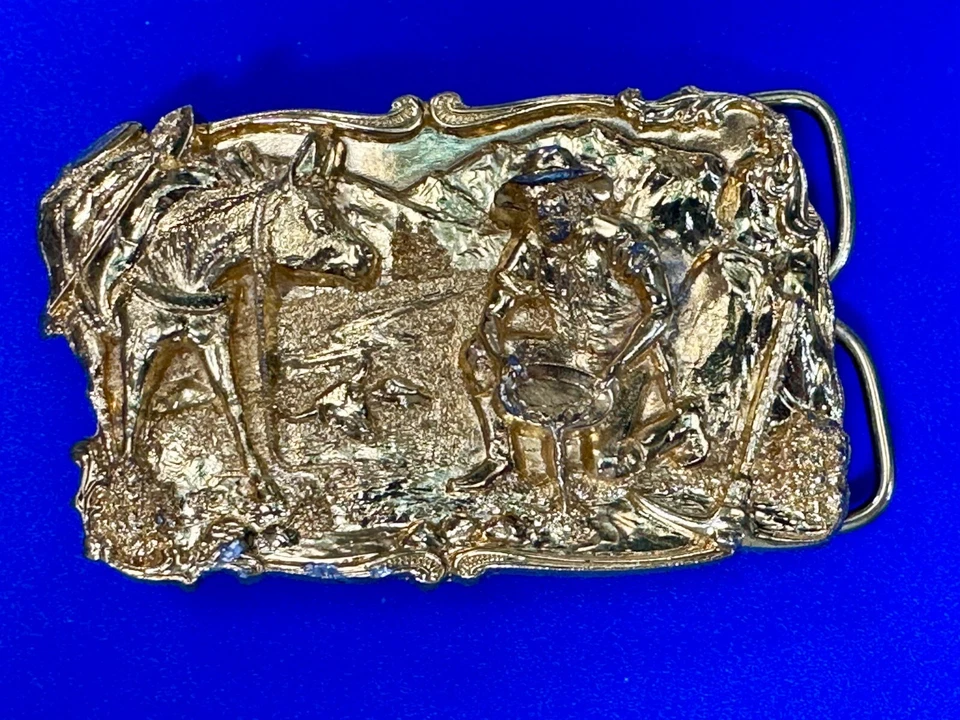 Hebilla de cinturón Siskiyou Gold Panning Miner Prospector Horse color dorado vintage 1981 Foto 3 de 4
