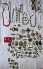 Vtg 1950’s Brooches Estate Costume Jewelry  100 PCs Huge Lot Some Signed Nice!