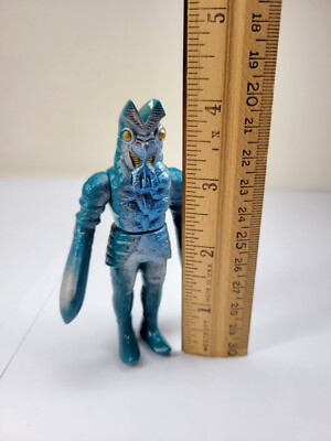 Alien Baltan Over 3