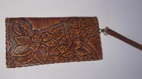 Natural Leather Wallet Women Etched Design Handcrafted made by Bedouin Brown