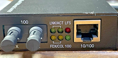 Enhanced 10/100Base-TX to 100Base-FX ST Multi-Mode Media Converter QMC-MFSB-01-0