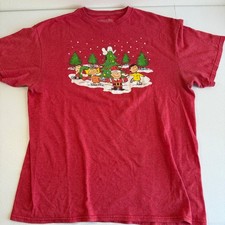 Peanuts Charlie Brown Christmas Tree Skating Graphic T Shirt Red Mens Large
