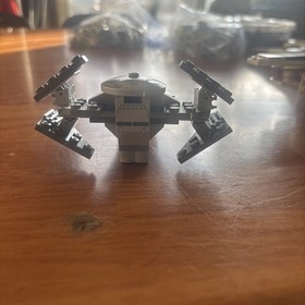 Lego Star Wars mini Sith infiltrator 4493 (Incomplete, 2 Pieces Missing)