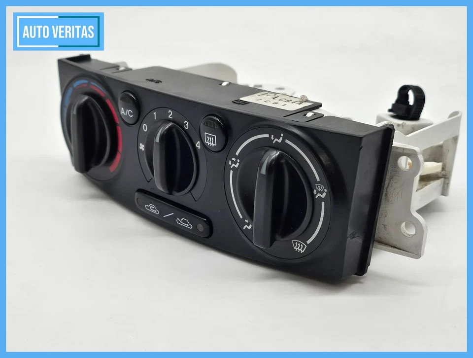 Original Mazda MPV II Climate Control Panel Climate A/C Control Panel PLC94A2C01 - Image 3 of 4