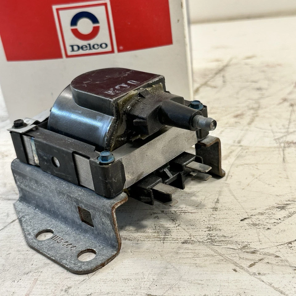 NUEVA BOBINA DE ENCENDIDO OEM GM 1115455 se adapta a GM 79s-80s Chevy GMC Jeep Pontiac 12498046 Foto 4 de 4