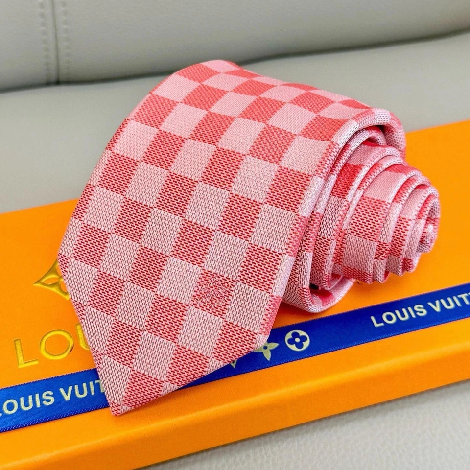 Corbata de seda informal a cuadros Louis Vuitton para hombre rosa 3*58 pulgadas Foto 2 de 4