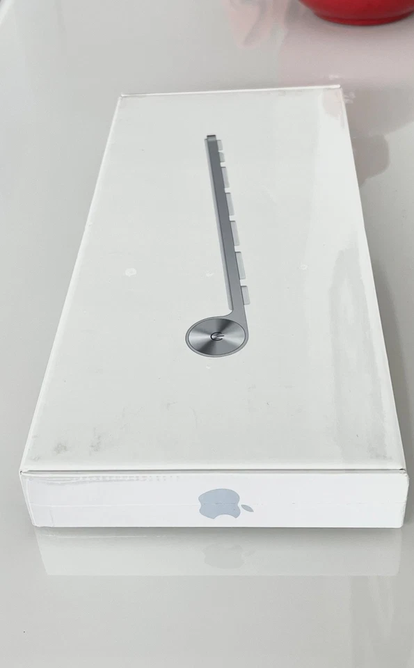 Apple Kabellose Bluetooth Tastatur deutsch - Silber A1314  NEU Originalverpackt - Bild 2 von 3