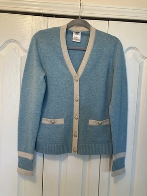CHANEL Cashmere Cardigan Size 42 EU Light Turquoise Blue with Oyster Banding